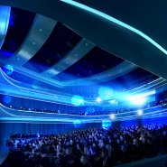 Smith gill-dubai-auditorium 05-bhj